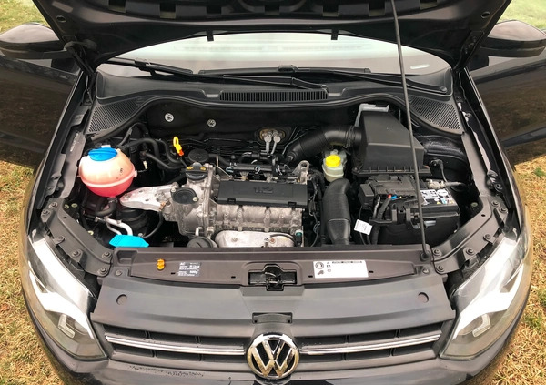 Volkswagen Polo cena 18500 przebieg: 93560, rok produkcji 2012 z Wieruszów małe 529